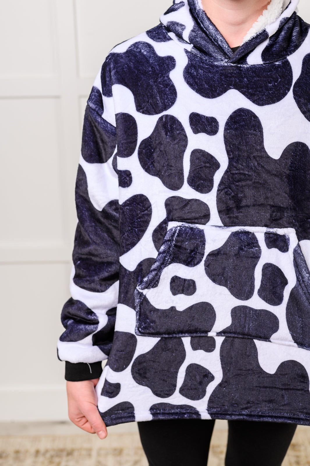 Kids Oversized Hoodie Blanket in Cow